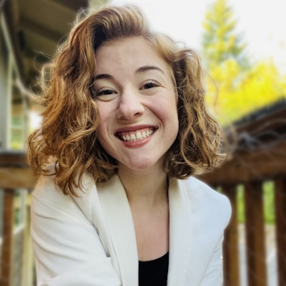 Meet your Posher, Maddy